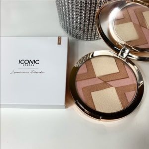 Iconic London Luminous Powder